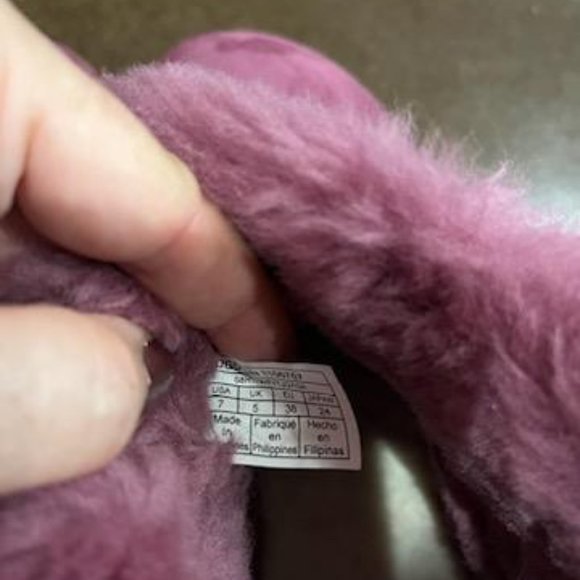 Ugg Boots Ladies Magenta size 7 - Picture 4 of 8